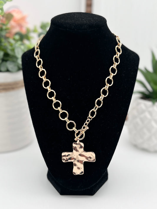 Notable Hammered Cross Front Toggle Necklace - Gold