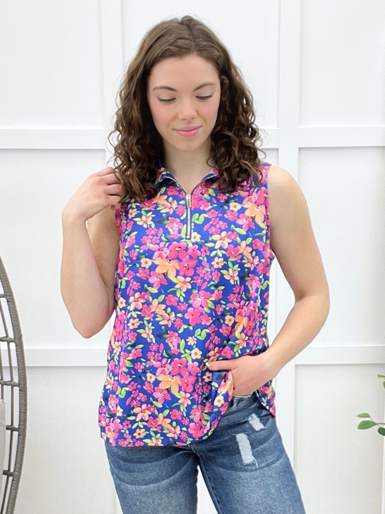 Dear Scarlett Passion For Petals Sundial Top