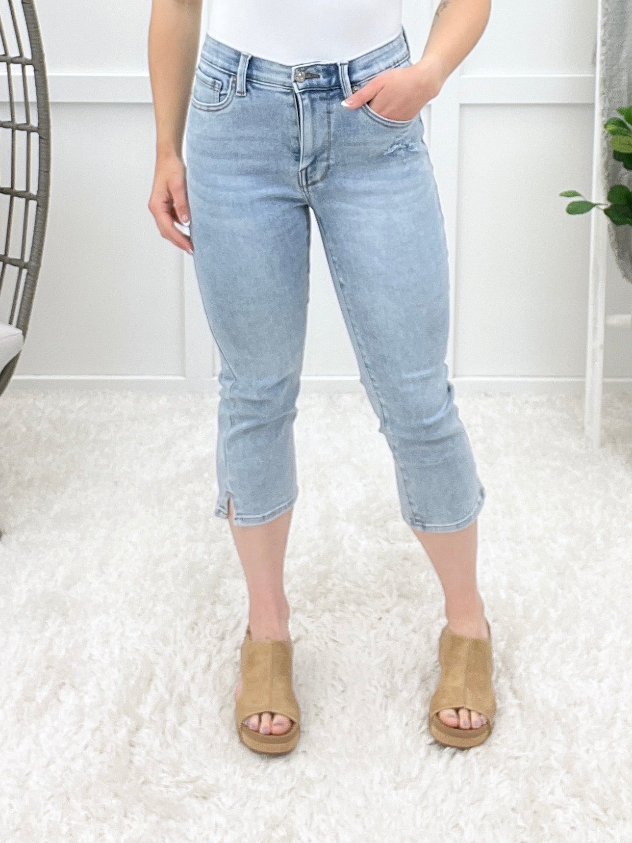 The Anna From Saige High Rise Denim Capri