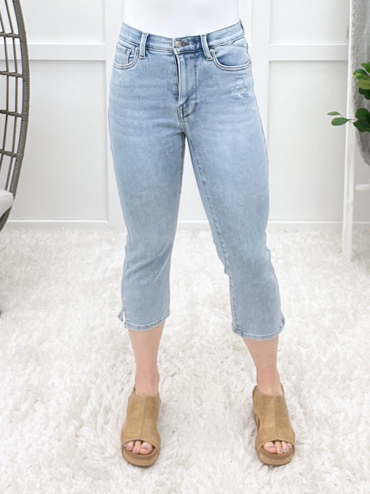 The Anna From Saige High Rise Denim Capri