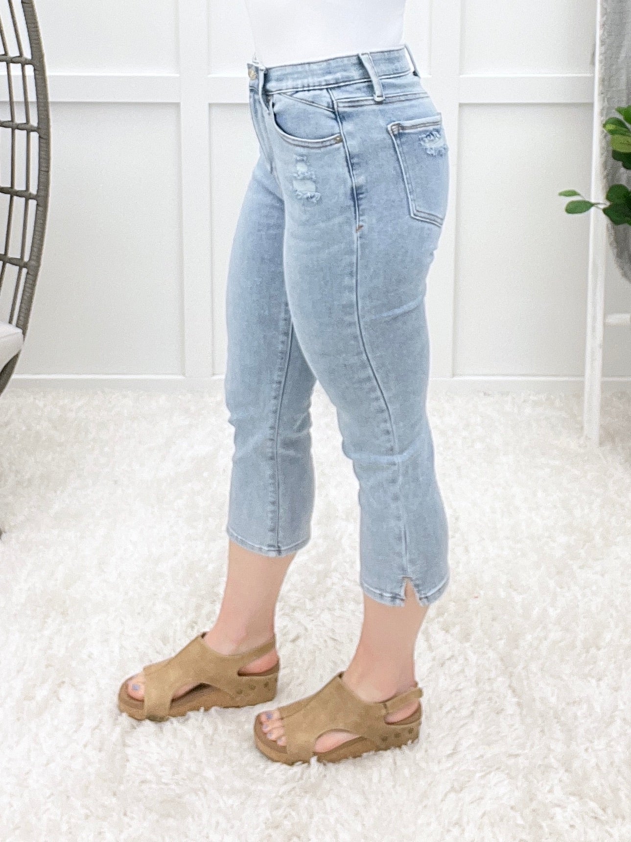 The Anna From Saige High Rise Denim Capri