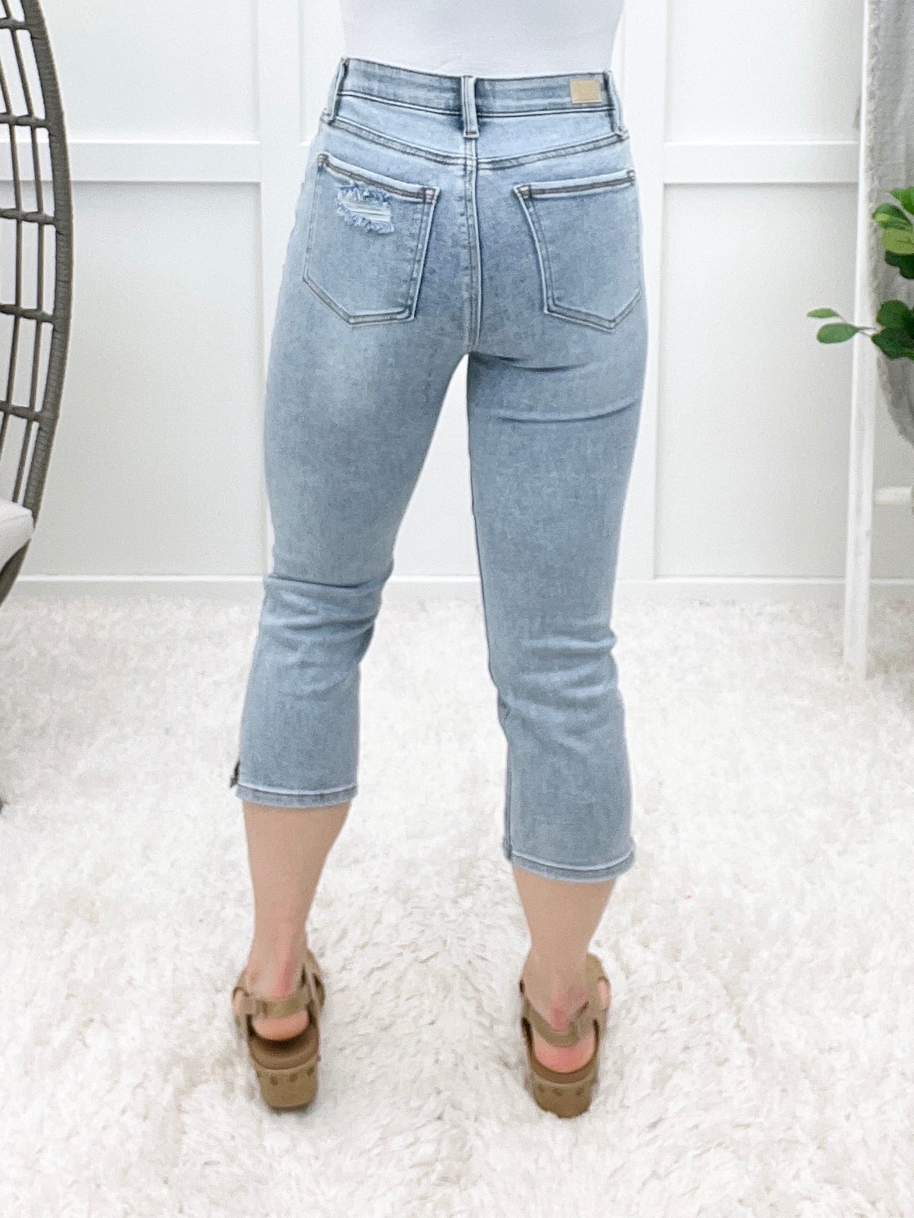The Anna From Saige High Rise Denim Capri