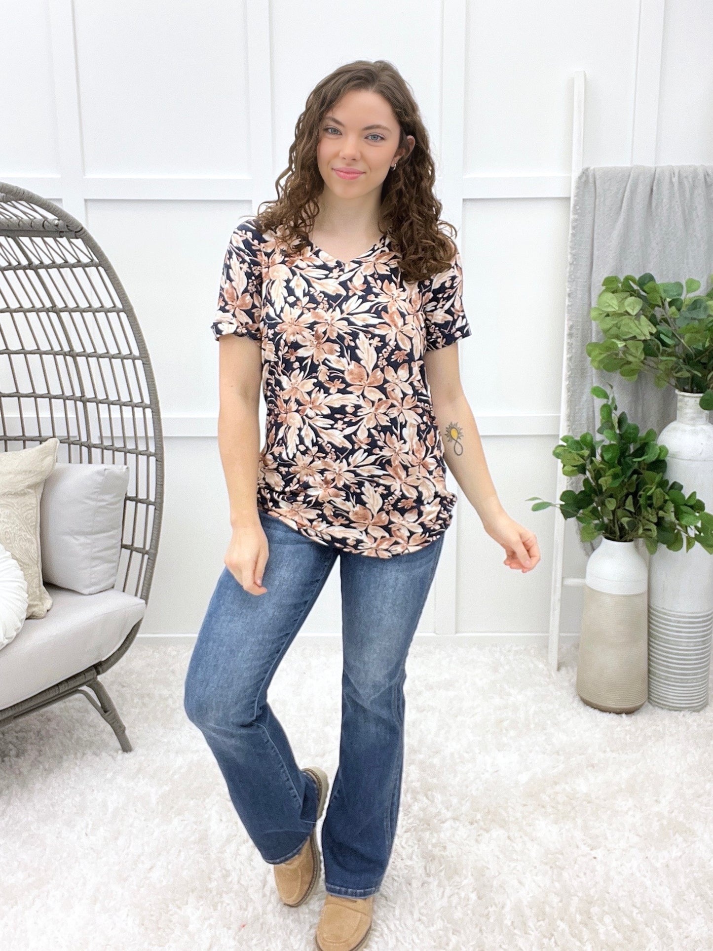 Chic Days Top - Navy Autumn Petals