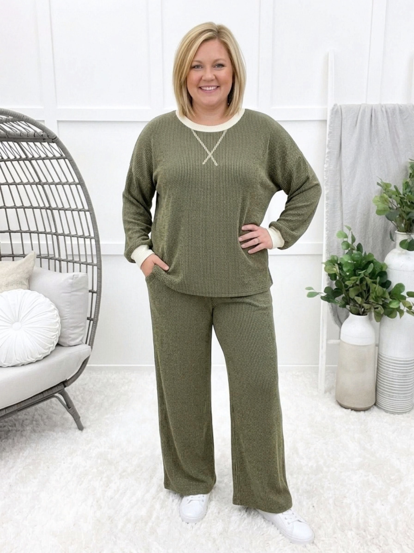 Daily Errands Pullover & Pants Set