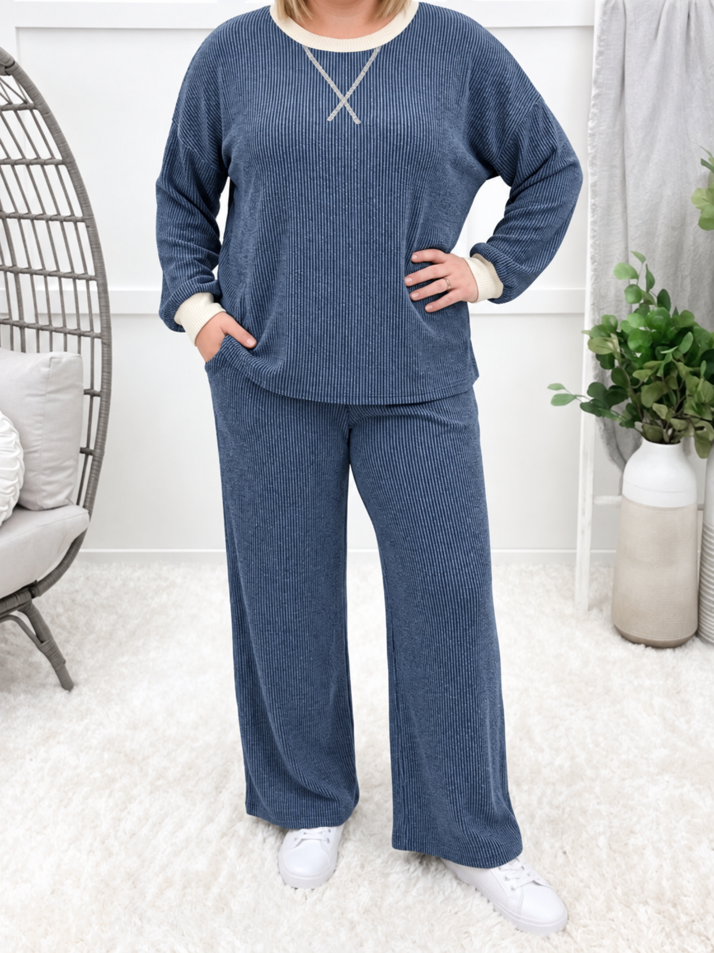 Daily Errands Pullover & Pants Set