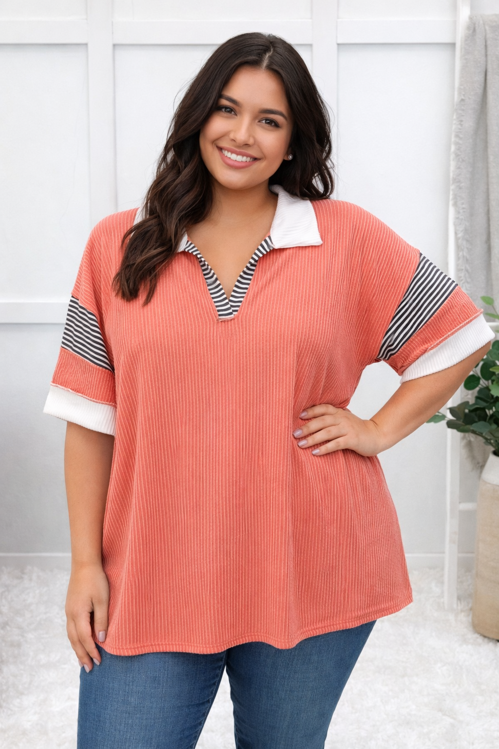First Class Charm Top - Coral