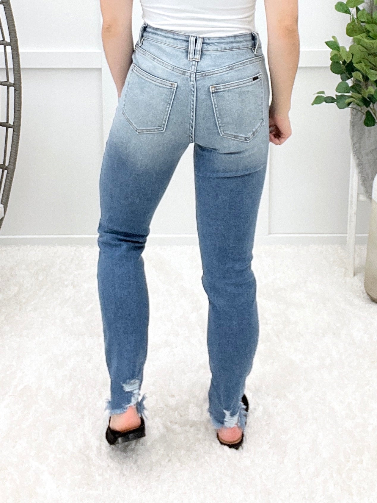 Lori Mid Rise Cuffed Hem Skinny Jeans