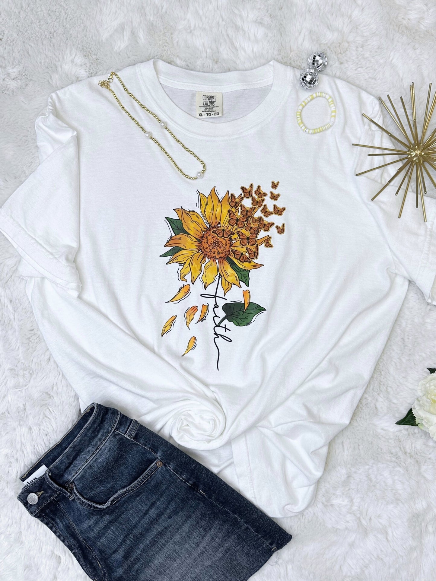 FAITH Sunflower Graphic Tee