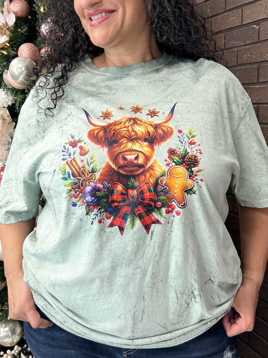Festive Highland Cow Graphic Tee