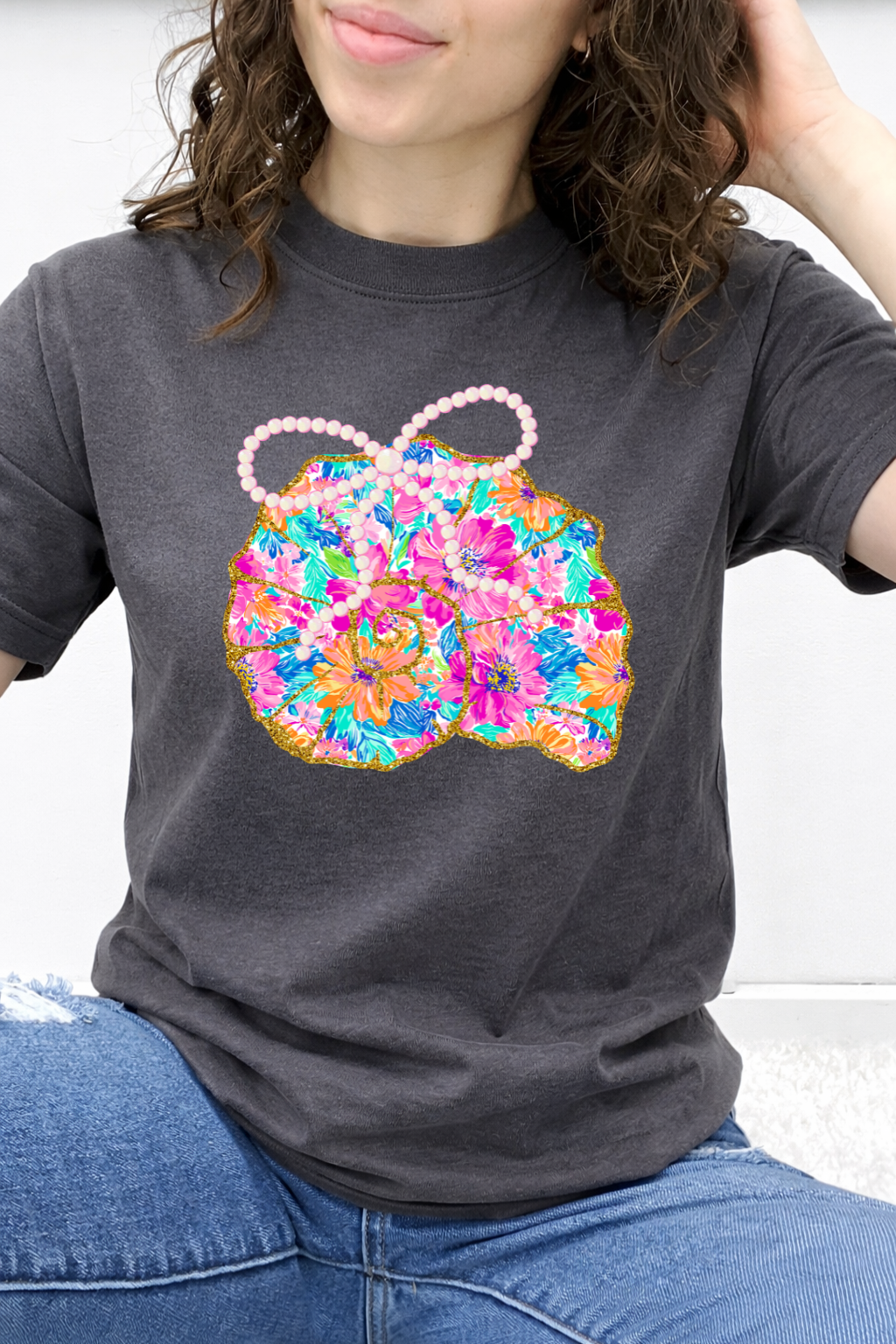 Pearl Bow Floral Conch Shell Graphic Collection