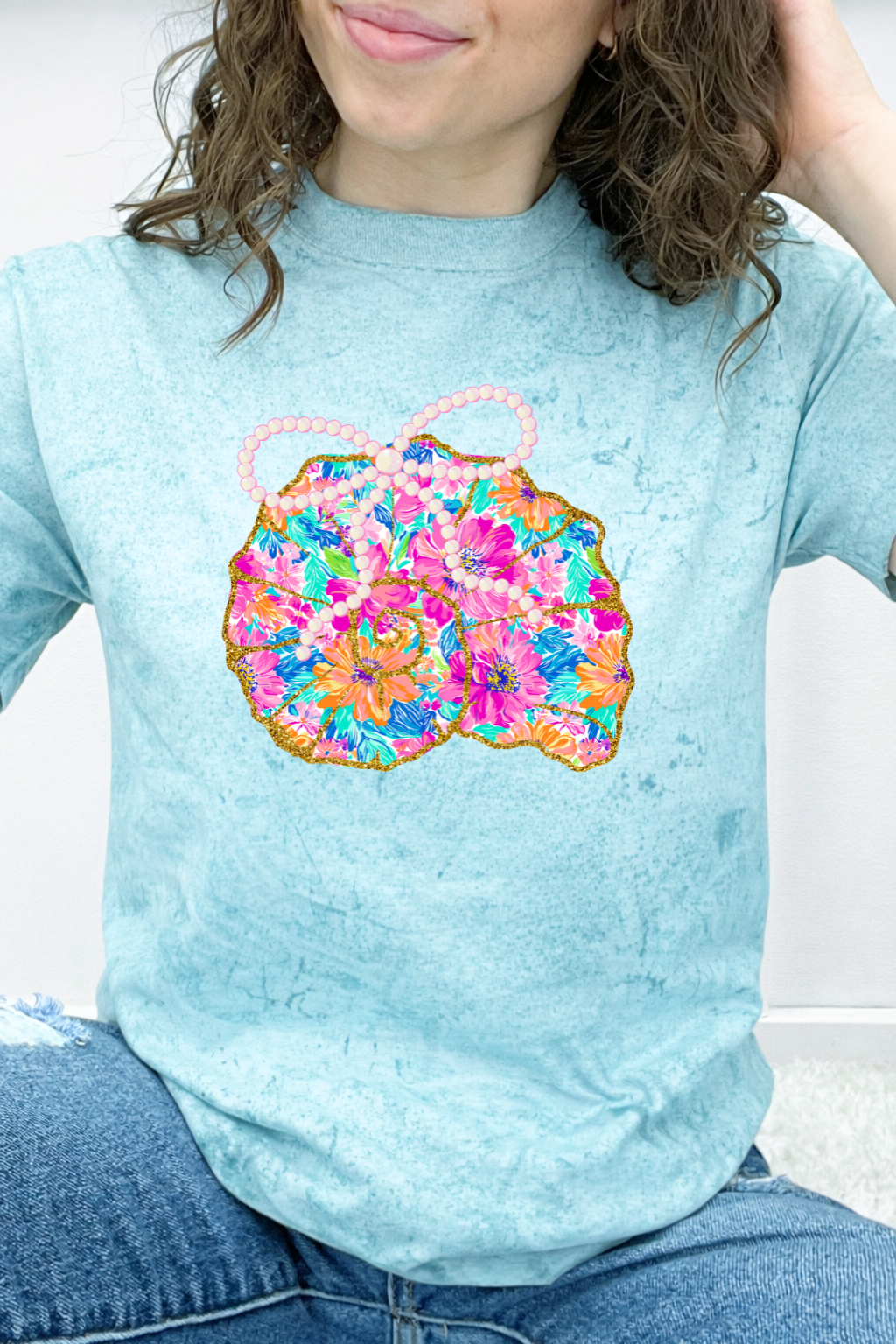 Pearl Bow Floral Conch Shell Graphic Collection