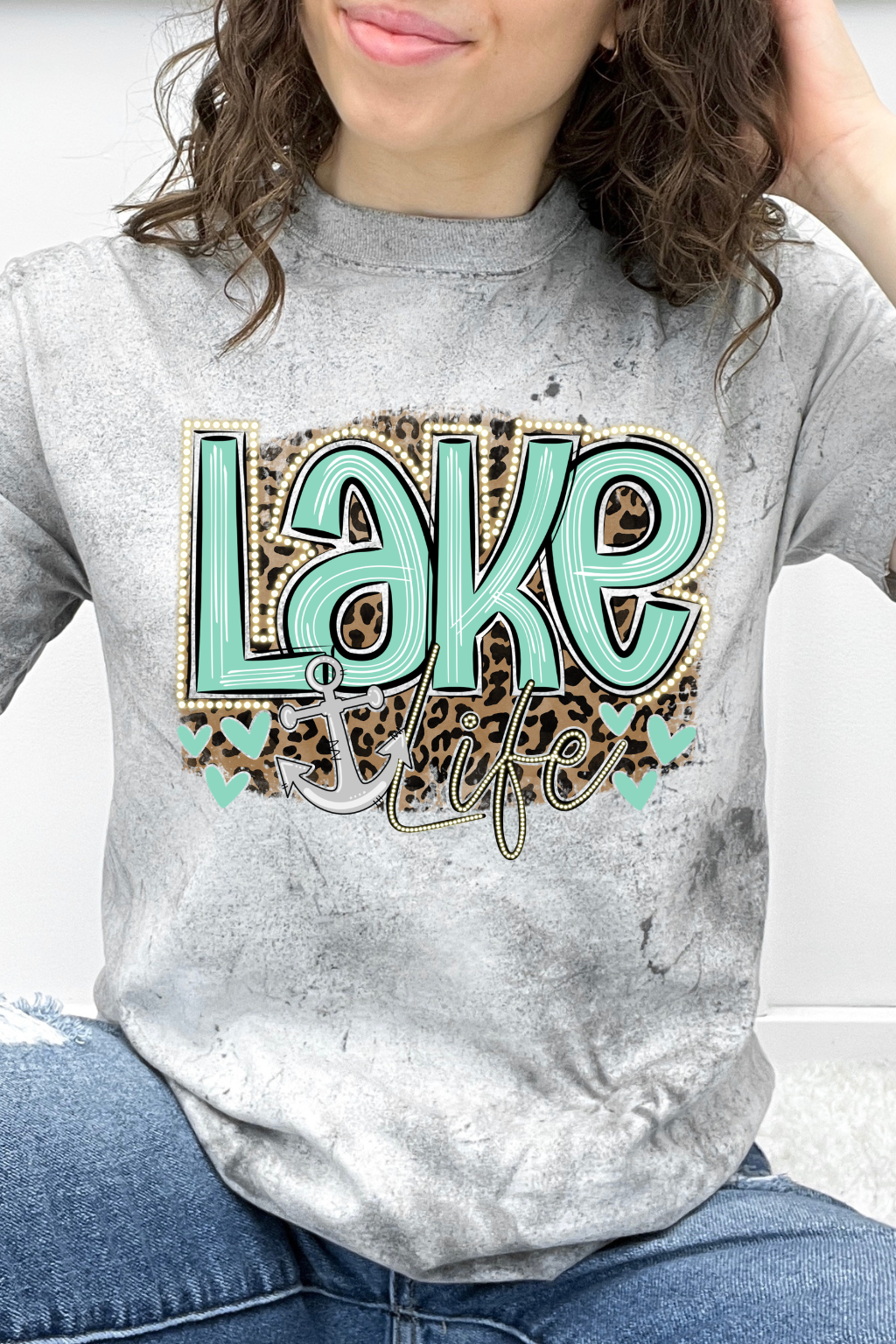 Leopard Lake Life Graphic Collection